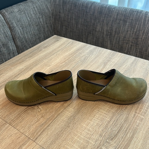 Dansko clogs - Picture 5 of 11